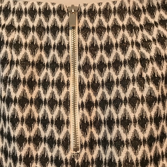 3 for $15 LOFT Gold, Black, White Mini Skirt - Picture 4 of 5